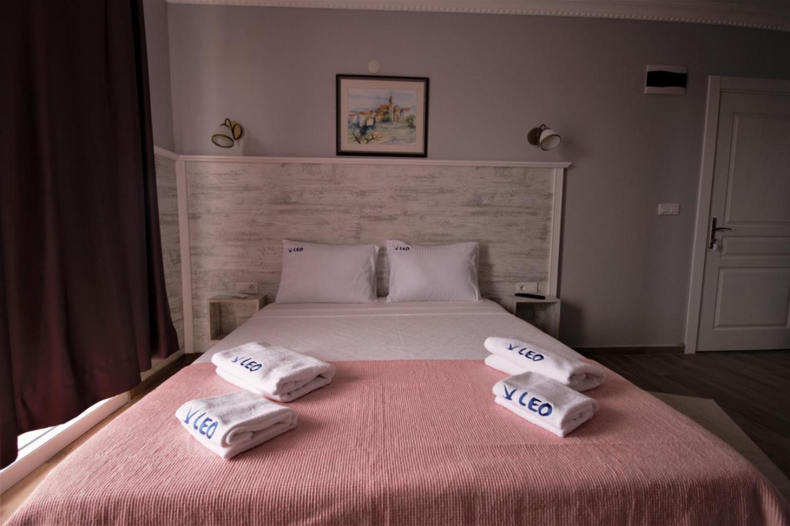 Hotel Cundavilla & 2*